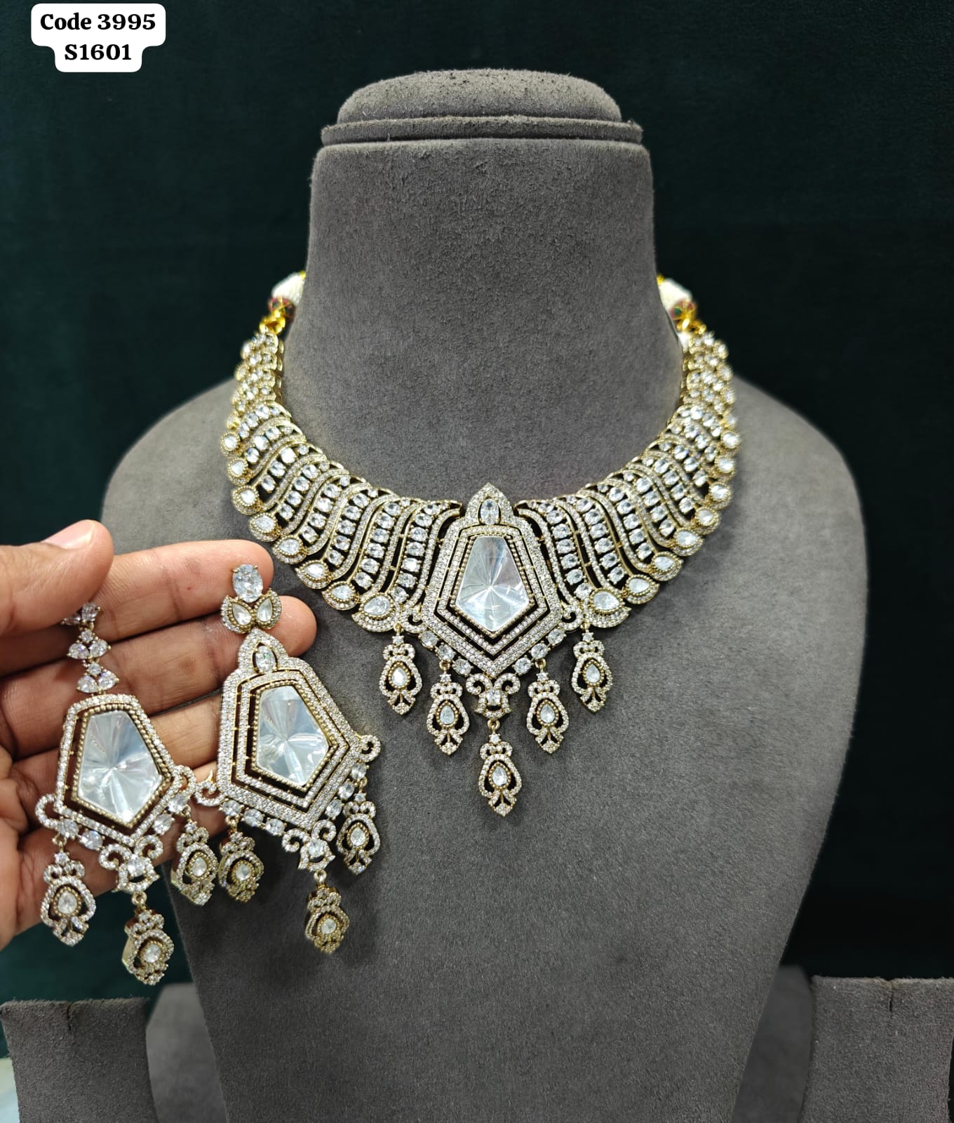 Necklace Set 033
